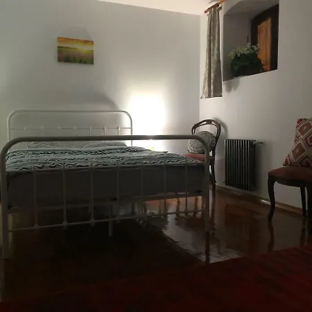 Del Conte House *